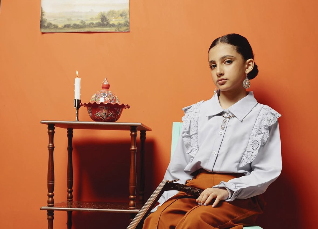 عارضة أزيـاء و بلوقـر تغطيات